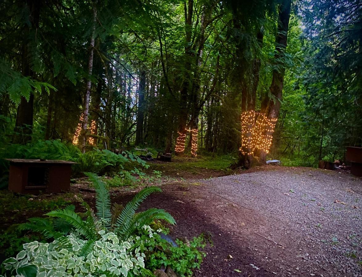 Cozy Bird House W Big Screen! Mount Hood Village Exteriör bild