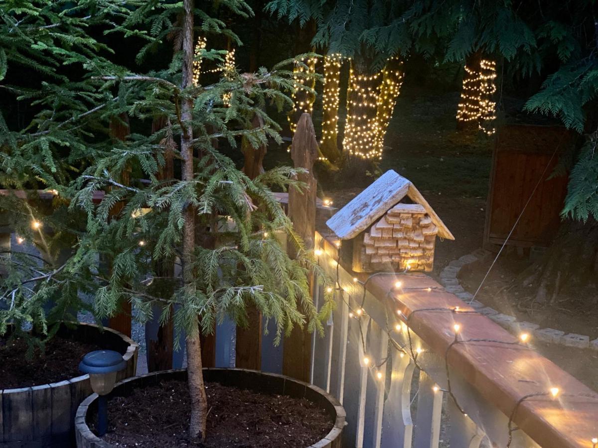 Cozy Bird House W Big Screen! Mount Hood Village Exteriör bild
